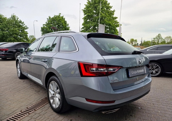 Skoda Superb cena 89900 przebieg: 158000, rok produkcji 2019 z Łódź małe 781